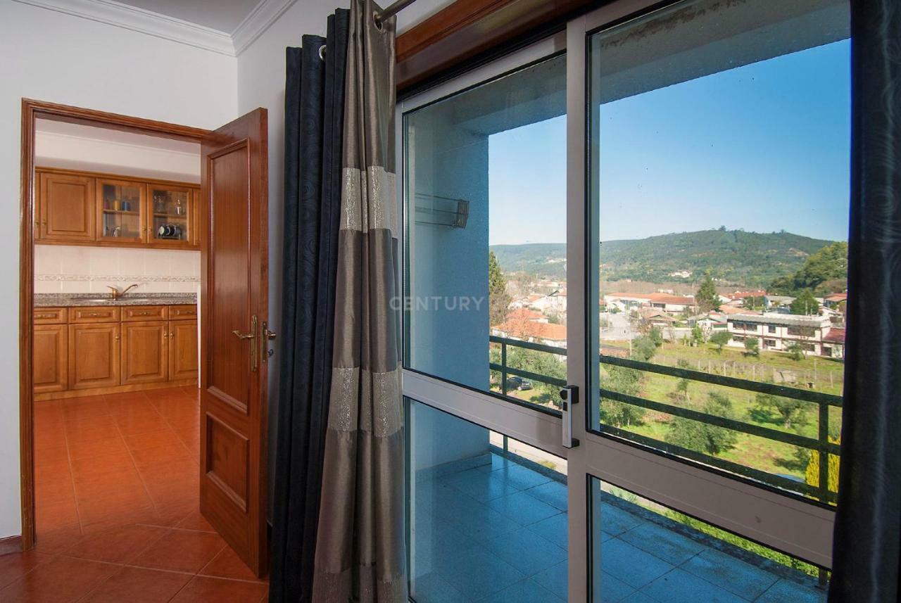 Gois - Casa Belas Vistas - Rio E Montanha Na N2 Esterno foto